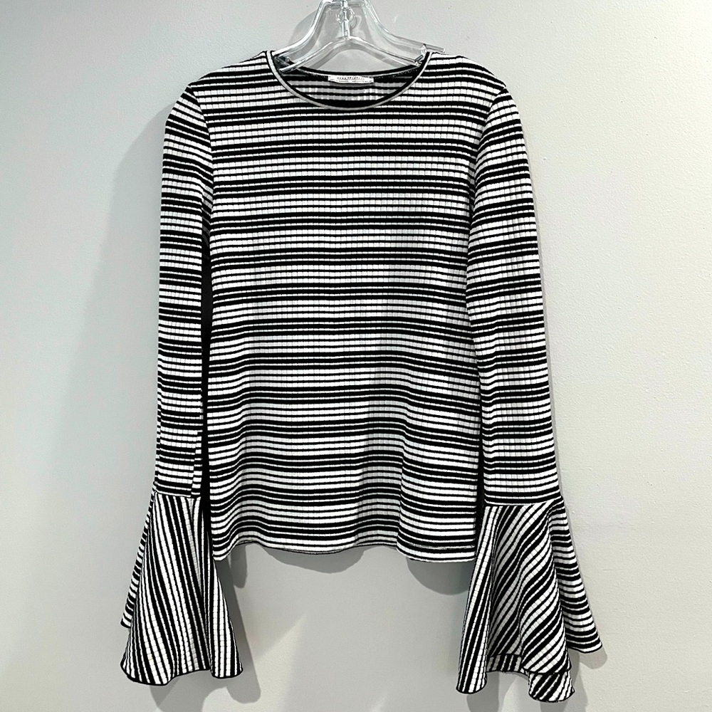 Zara Trafaluc Ribbed Bell Sleeve Striped Tee Black/White Sz S